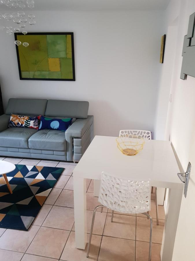 Jolie Appartement Moderne A Руан Екстериор снимка